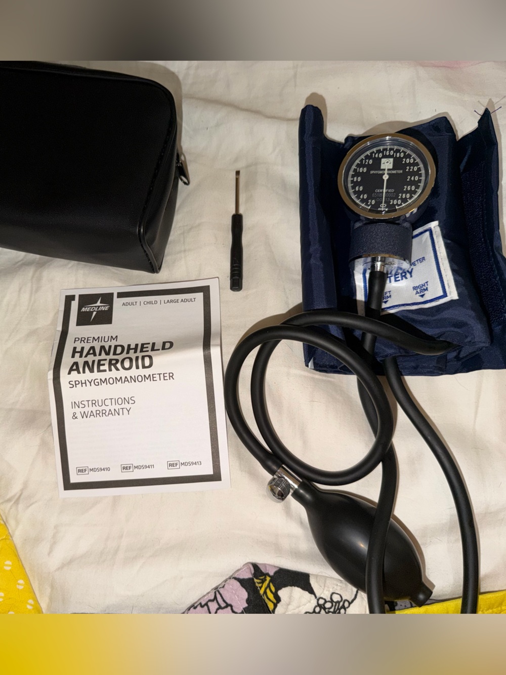 Premium Handheld Aneroid Sphygmomanometer (Professional Blood Pressure Monitor)
